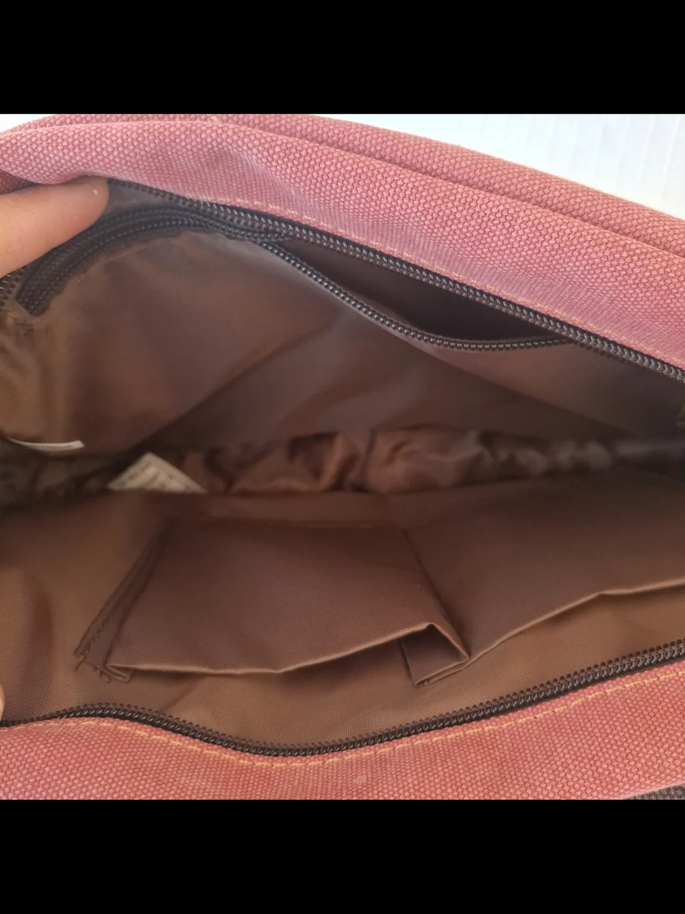 Prairie Schooner Padded Crossbody Bag Burgundy Canvas Travel Hiking Purse 12